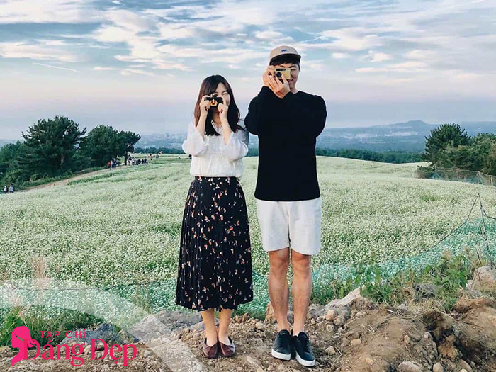 Nên yêu người yêu mình hay người mình yêu? Cách chọn không tổn thương