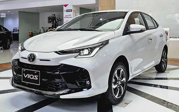 So sánh Vios bản E và G khác nhau gì? Nên mua Vios E hay G