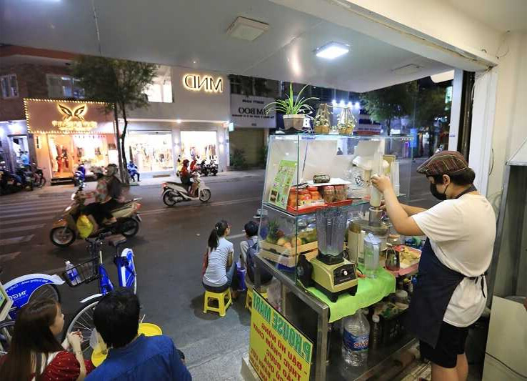 Trà sữa ít béo có thể bán vỉa hè không? Mô hình kinh doanh mới